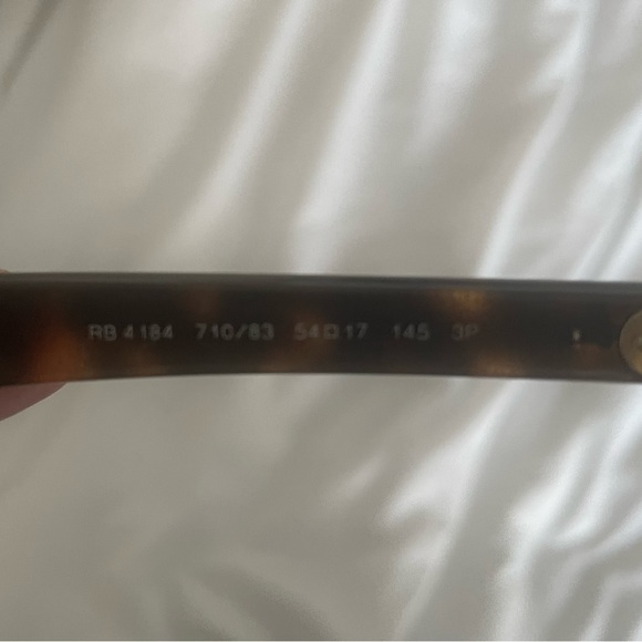 Ray Ban Sunglasses - Picture 5 of 10